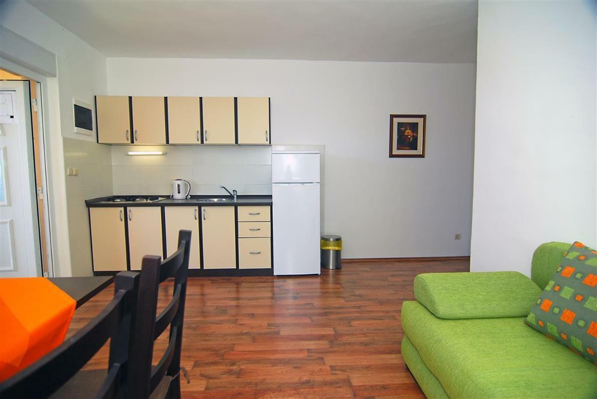 Apartman Luca Lejlighed Zečevo Eksteriør billede